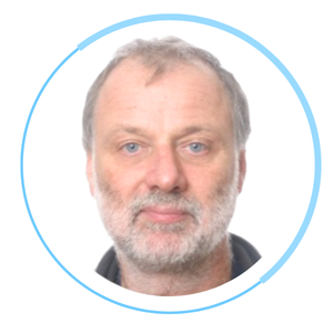 Who Controls NAD⁺? Mitochondria as Gatekeepers of Cellular Metabolism and Therapeutic Response